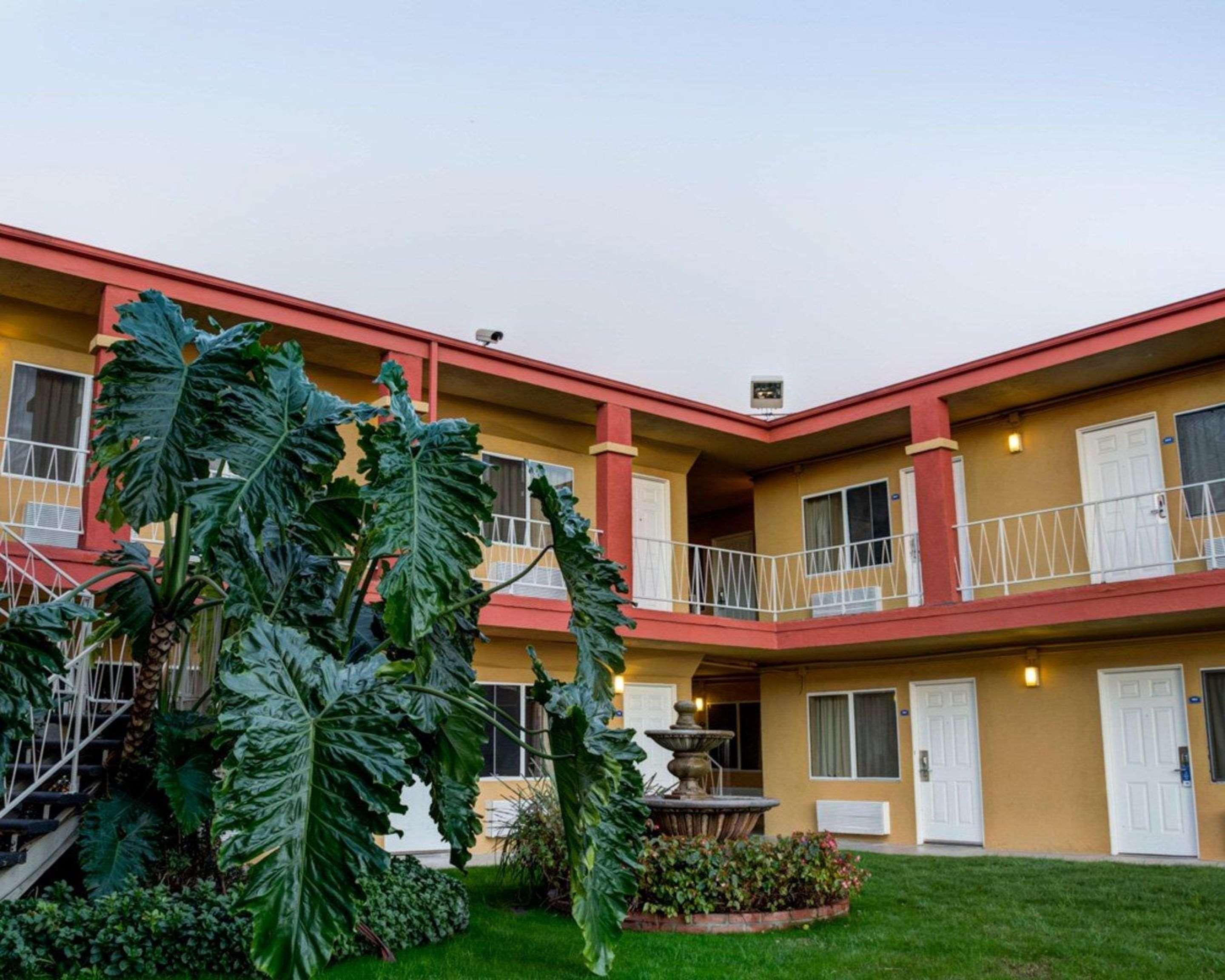 Rodeway Inn Near Venice Beach Los Angeles Bagian luar foto