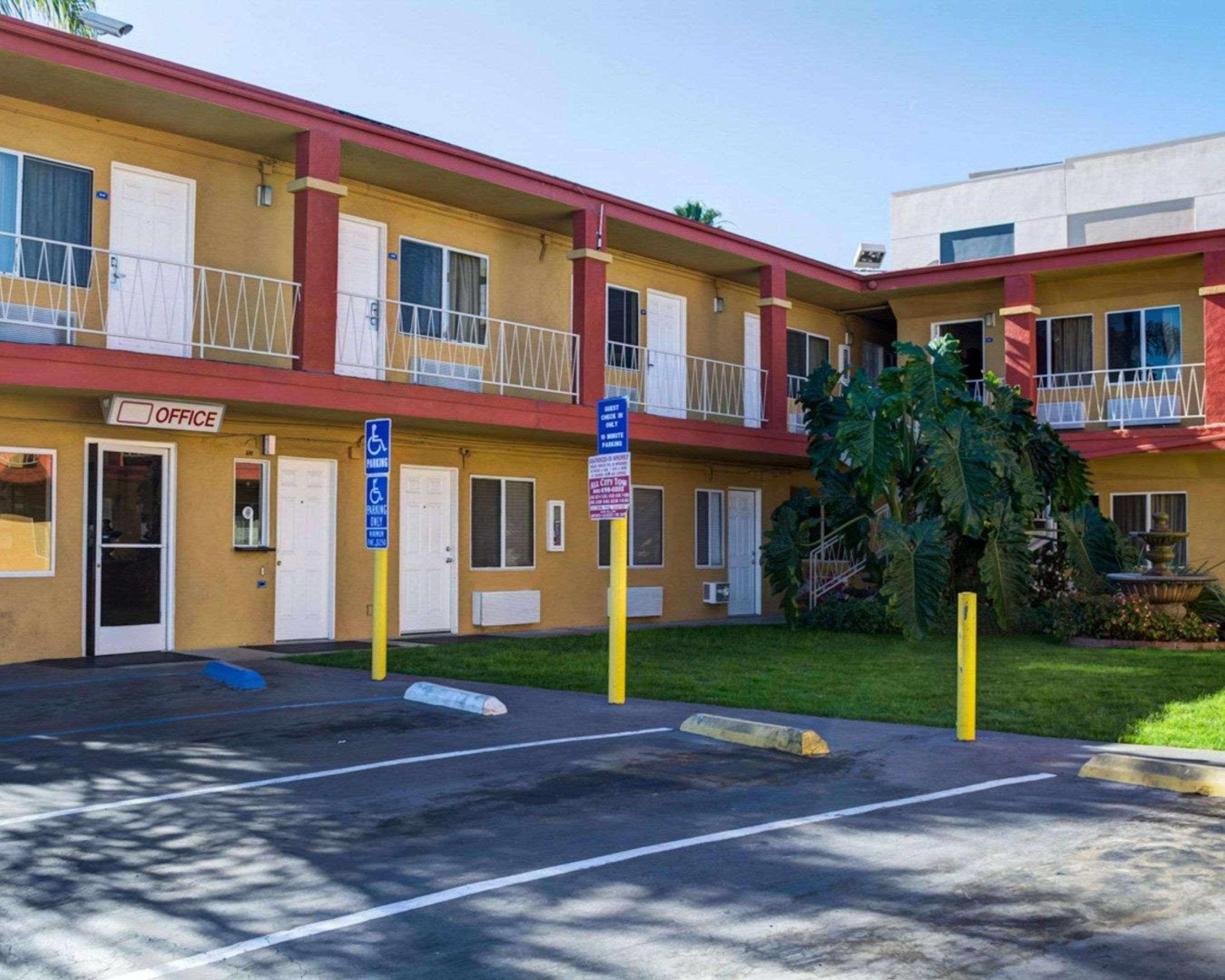 Rodeway Inn Near Venice Beach Los Angeles Bagian luar foto